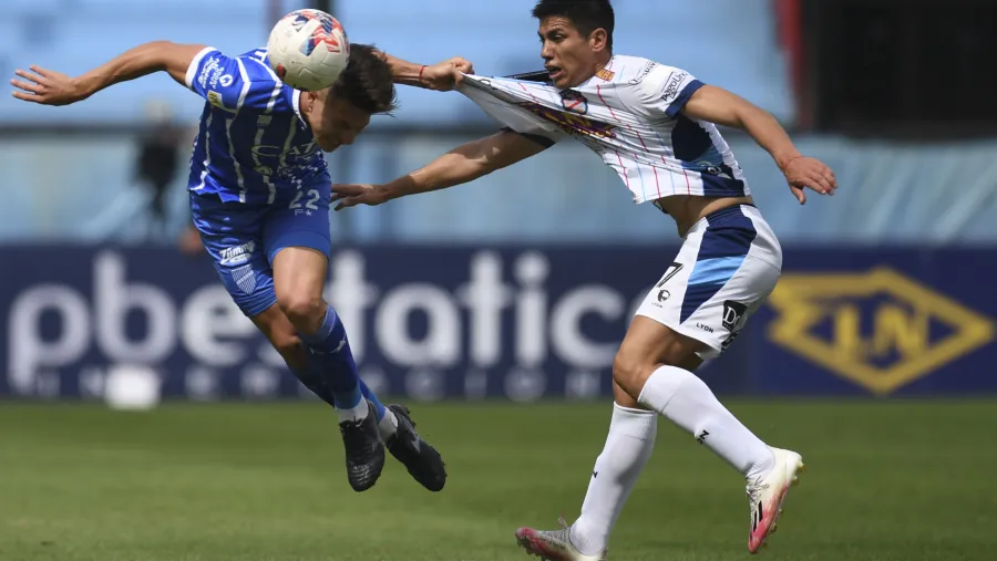 Liga Profesional de Fútbol: Arsenal y Godoy Cruz empataron sin goles en Sarandí Liga Profesional de Fútbol: Arsenal y Godoy Cruz empataron sin goles en Sarandí