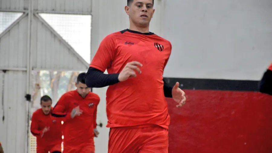 Patronato entrenó bajo techo y Sava definió los convocados para recibir a Unión Patronato entrenó bajo techo y Sava definió los convocados para recibir a Unión