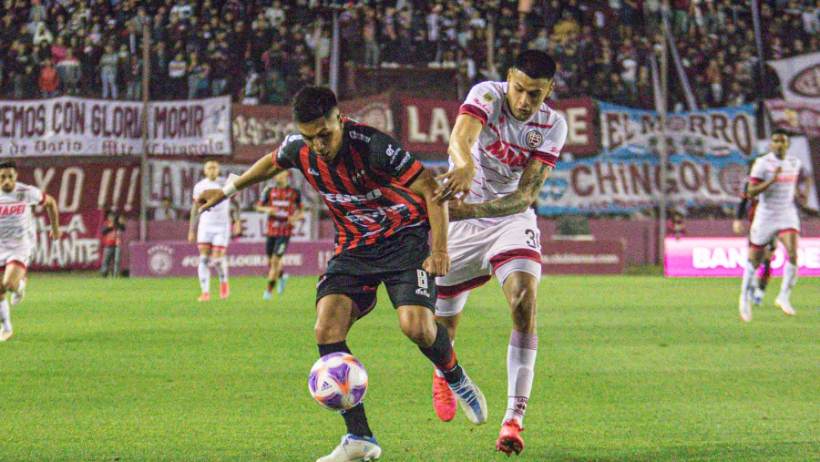 Patronato le ganó a Lanús y le queda una mínima esperanza en la lucha por la permanencia Patronato le ganó a Lanús y le queda una mínima esperanza en la lucha por la permanencia