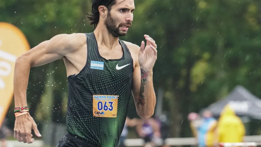 Federico Bruno triunfó en los 1500 metros del Grand Prix Sudamericano de Montevideo Federico Bruno triunfó en los 1500 metros del Grand Prix Sudamericano de Montevideo