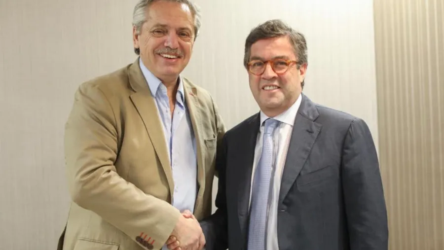 Fernández con el presidente del BID Fernández con el presidente del BID