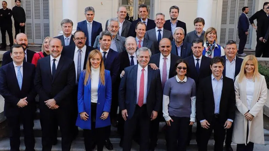 Alberto Fernández con gobernadores Frente de Todos (Foto: archivo) Alberto Fernández con gobernadores Frente de Todos (Foto: archivo)