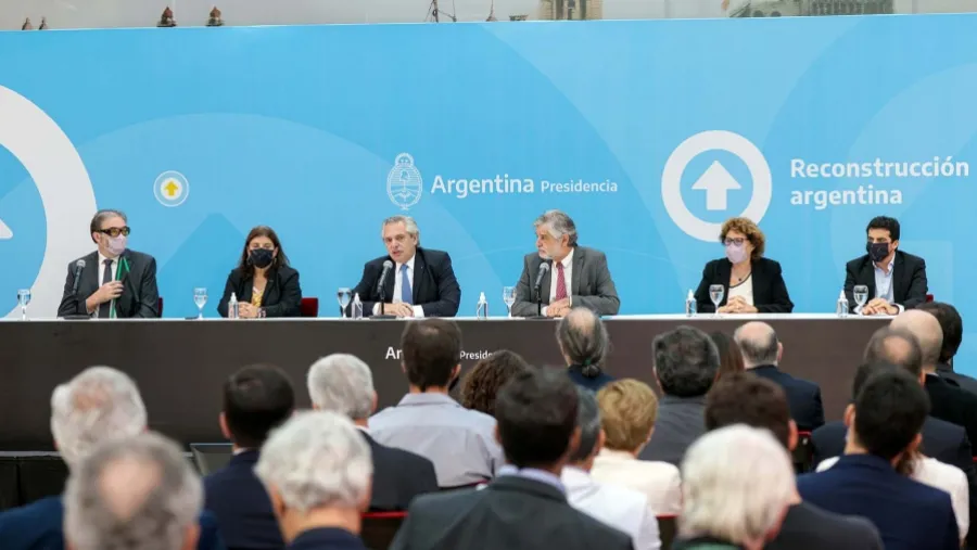 “Hoy estamos dando un paso más hacia la mejor Argentina. La Argentina del desarrollo”, expresó el Presidente Alberto Fernández al presentar el Plan Federal de Ciencia. “Hoy estamos dando un paso más hacia la mejor Argentina. La Argentina del desarrollo”, expresó el Presidente Alberto Fernández al presentar el Plan Federal de Ciencia.