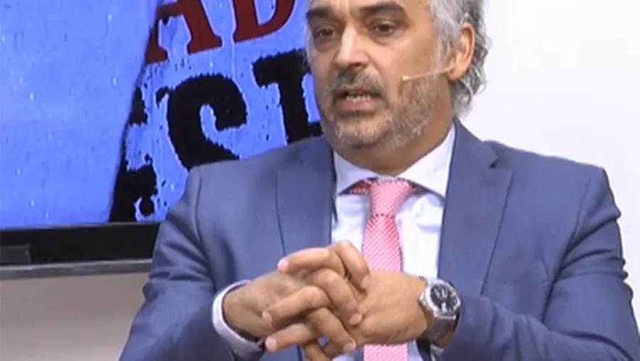 El fiscal Juan Ignacio Candioti dio por probada la relación entre el narco Daniel “Tavi” Celis y el ex intendente de Paraná Sergio Fausto Varisco. El fiscal Juan Ignacio Candioti dio por probada la relación entre el narco Daniel “Tavi” Celis y el ex intendente de Paraná Sergio Fausto Varisco.