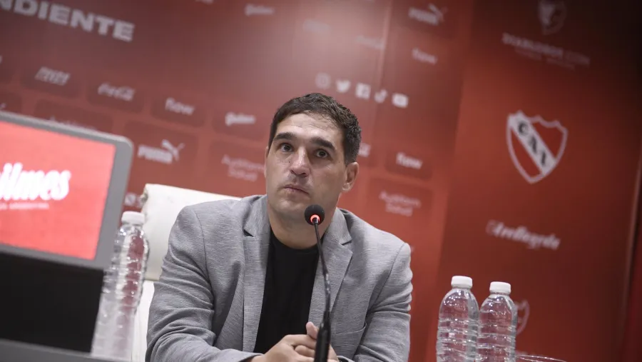 Independiente presentó a su nuevo director técnico, Leandro Stillitano Independiente presentó a su nuevo director técnico, Leandro Stillitano