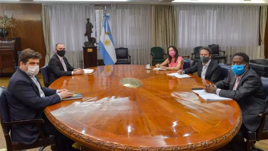 Las autoridades del FMI y las del Gobierno Nacional iniciarán la etapa final para negociar la deuda dejada por la anterior administración. Las autoridades del FMI y las del Gobierno Nacional iniciarán la etapa final para negociar la deuda dejada por la anterior administración.