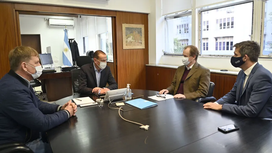 Bordet valoró la decisión del Presidente “de priorizar recursos a provincias para obras” Bordet valoró la decisión del Presidente “de priorizar recursos a provincias para obras”