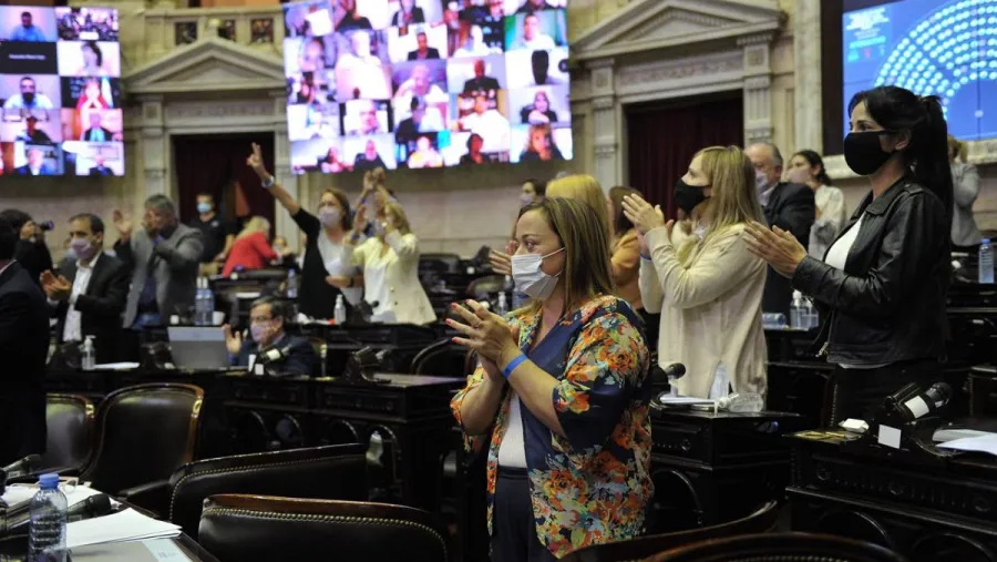 Diputados del FdT se reunirán antes del inicio del debate del acuerdo con el FMI Diputados del FdT se reunirán antes del inicio del debate del acuerdo con el FMI
