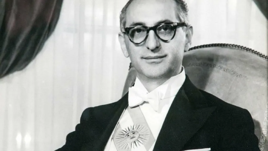 Arturo Frondizi Arturo Frondizi
