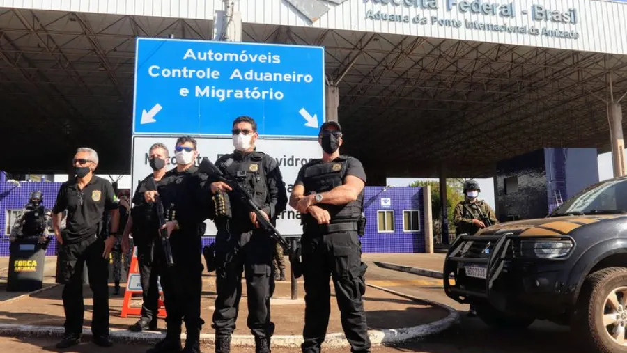 Fronteras. Fronteras.