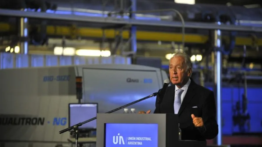 Con escasa presencia oficial y algunos roces, la UIA celebró el Día de la Industria Con escasa presencia oficial y algunos roces, la UIA celebró el Día de la Industria