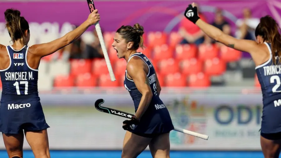 Las Leonas vencieron a Inglaterra y se clasificaron a las semifinales del Mundial Las Leonas vencieron a Inglaterra y se clasificaron a las semifinales del Mundial