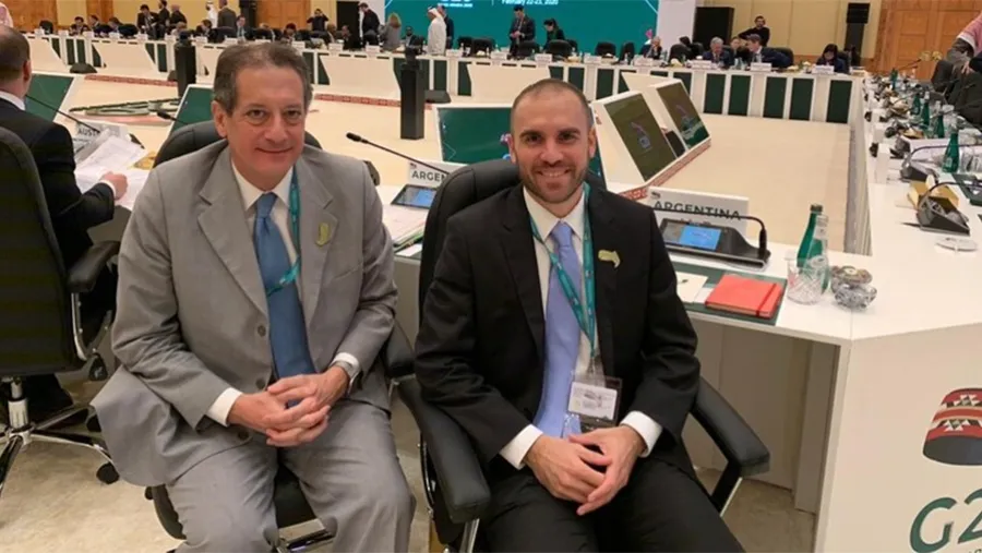Miguel Pesce, presidente del Banco Central, y Martín Guzmán, ministro de Economía, durante el G20 de Finanzas de Arabia Saudita. Miguel Pesce, presidente del Banco Central, y Martín Guzmán, ministro de Economía, durante el G20 de Finanzas de Arabia Saudita.