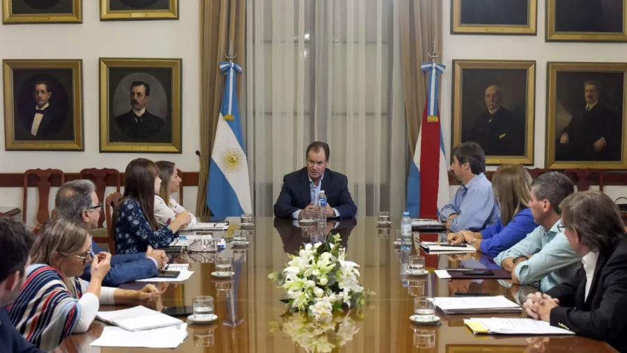 Bordet monitoreó con su gabinete la situación por el coronavirus en la provincia Bordet monitoreó con su gabinete la situación por el coronavirus en la provincia
