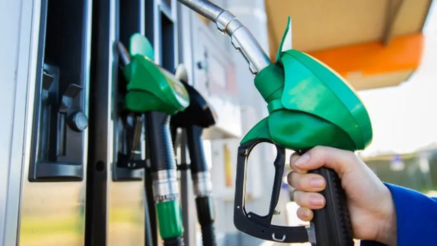 Piden informes al gobierno por el desabastecimiento de gasoil Piden informes al gobierno por el desabastecimiento de gasoil