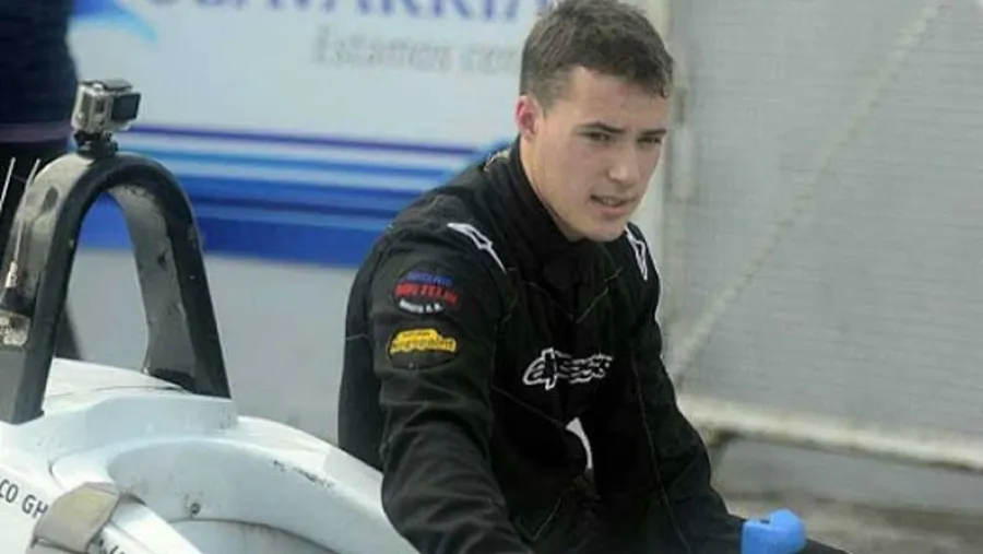 Nicolás Ghirardi El equipo del entrerriano Nicolás Ghirardi se expresó por el fatal accidente del TC Mouras
