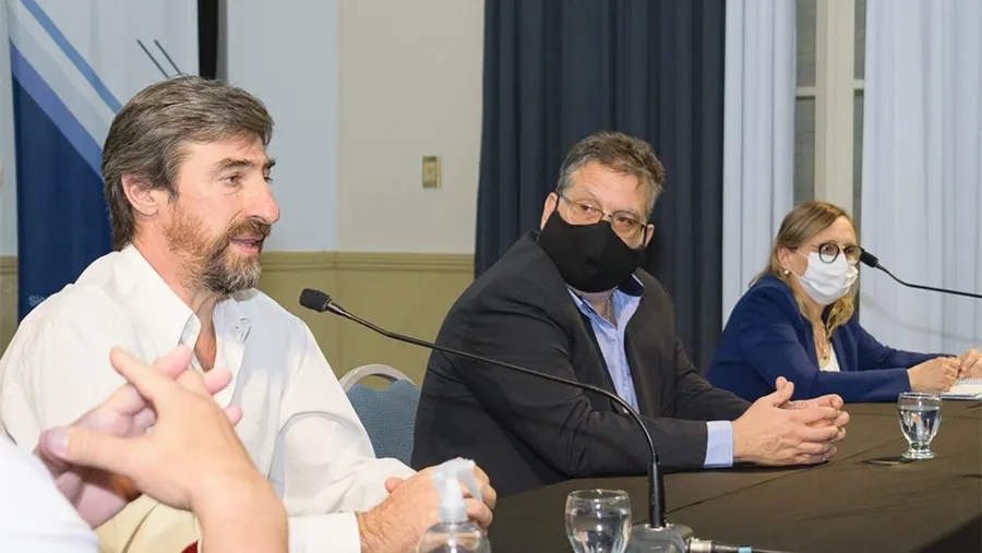 El presidente de la Cámara de Diputados, Ángel Giano, impulsa la creación de la Fiscalía de Género y Abuso Sexual en Concordia. El presidente de la Cámara de Diputados, Ángel Giano, impulsa la creación de la Fiscalía de Género y Abuso Sexual en Concordia.