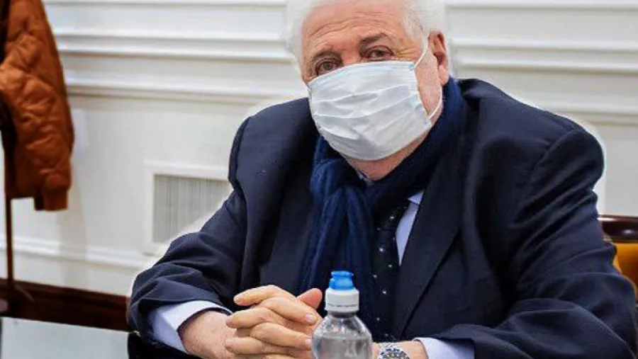 El Presidente le pidió la renuncia al ministro de Salud Ginés González García El Presidente le pidió la renuncia al ministro de Salud Ginés González García