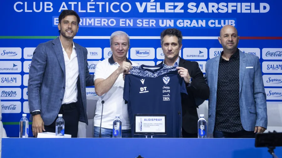 Guillermo Barros Schelotto: “Es un orgullo estar en el lugar donde estuvo Carlos Bianchi” Guillermo Barros Schelotto: “Es un orgullo estar en el lugar donde estuvo Carlos Bianchi”