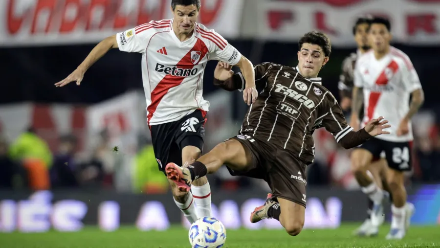 El entrerriano Vicente Taborda y Platense festejaron un triunfo histórico en el Monumental El entrerriano Vicente Taborda y Platense festejaron un triunfo histórico en el Monumental