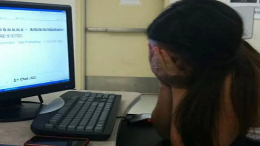 Alerta en Paraná por un mensaje que invita a “jugar a la pornografía” Alerta en Paraná por un mensaje que invita a “jugar a la pornografía”