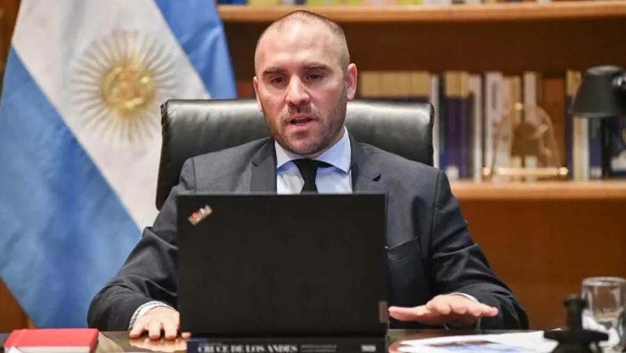 Guzmán habló sobre deuda, inflación y nivel de actividad. Guzmán habló sobre deuda, inflación y nivel de actividad.