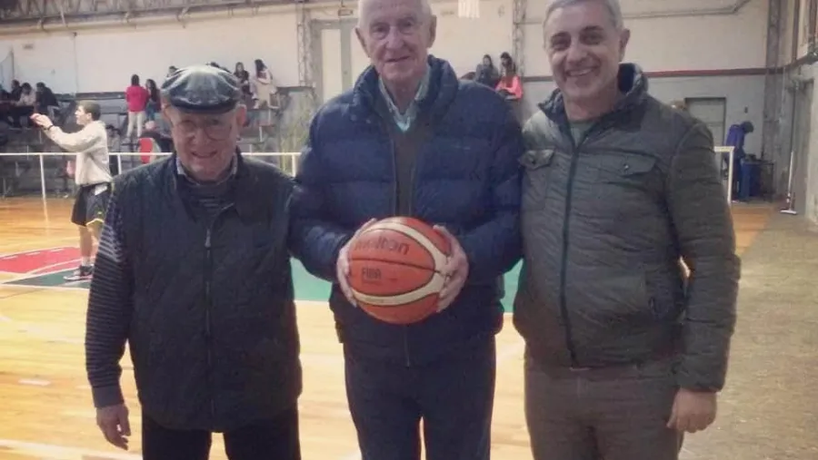 Luto en el básquetbol: falleció Homero Echandi, símbolo del Recreativo Bochas Club Luto en el básquetbol: falleció Homero Echandi, símbolo del Recreativo Bochas Club