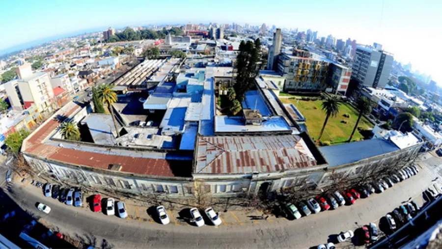 De las tres personas fallecidas dos estaban internadas en el hospital San Martín de Paraná. En la fecha, se registró un total de 140 casos de coronavirus. De las tres personas fallecidas dos estaban internadas en el hospital San Martín de Paraná. En la fecha, se registró un total de 140 casos de coronavirus.