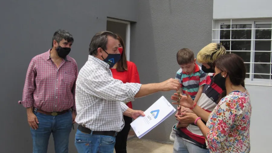 Bisogni entrega de viviendas Bisogni entrega de viviendas