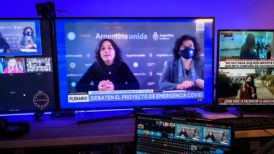 Ibarra y Vizzotti defendieron en el Senado el proyecto sobre las restricciones sanitarias Ibarra y Vizzotti defendieron en el Senado el proyecto sobre las restricciones sanitarias