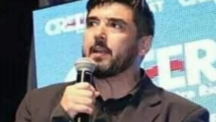 Adrián Fuertes Adrián Fuertes