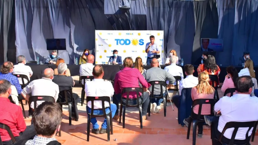 El Frente de Todos apuesta al rol de las comunas y juntas de gobierno en las elecciones El Frente de Todos apuesta al rol de las comunas y juntas de gobierno en las elecciones