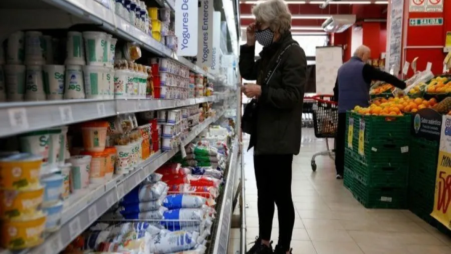 La inflación de junio fue de 5,3% y alcanzó un 64% en los últimos 12 meses La inflación de junio fue de 5,3% y alcanzó un 64% en los últimos 12 meses
