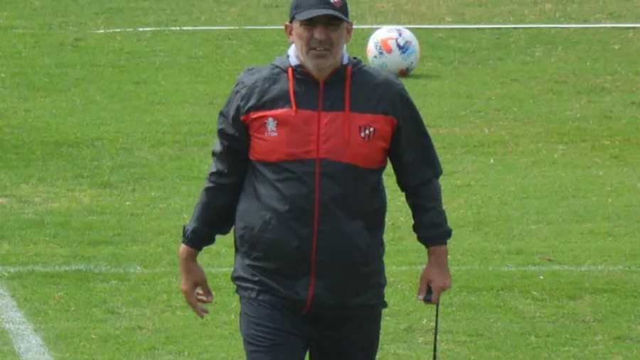 Patronato ya tiene sus convocados para visitar a Vélez Sarsfield Patronato ya tiene sus convocados para visitar a Vélez Sarsfield