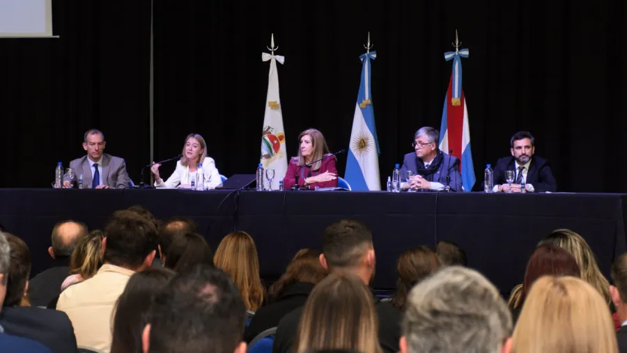 Realizaron la 1° Jornada de Actualización sobre Régimen Municipal en Paraná Realizaron la 1° Jornada de Actualización sobre Régimen Municipal en Paraná