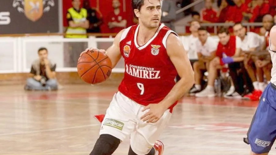 Juan Pablo Cantero “En Colombia no están acostumbrados a jugar con tantos sistemas”, avisó Juan Cantero