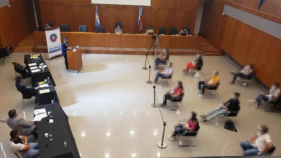 En varias provincias, como Entre Ríos, ya rige el juicio por jurados. En varias provincias, como Entre Ríos, ya rige el juicio por jurados.