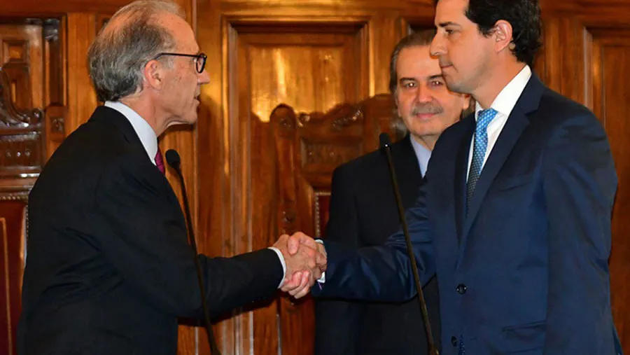 Eduardo Wado de Pedro jura el año pasado como nuevo integrante del Consejo de la Magistratura.