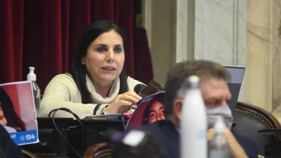 Lena presentó un proyecto para que el Palacio San José esté abierto todos los días Lena presentó un proyecto para que el Palacio San José esté abierto todos los días