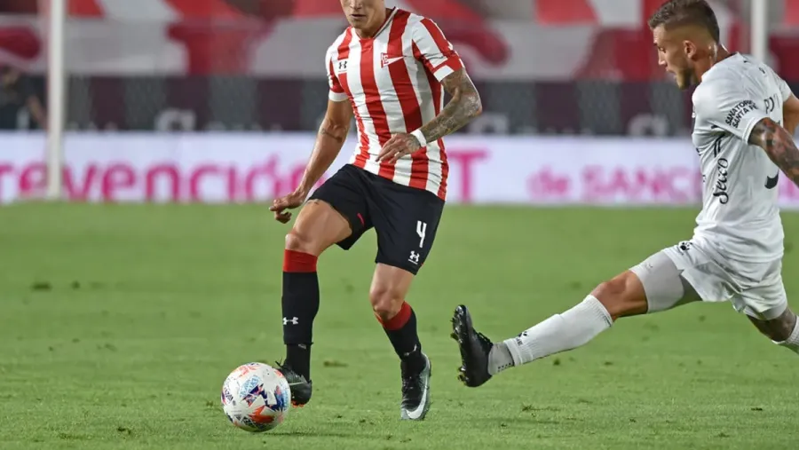 Estudiantes de La Plata compró la mitad de su pase del entrerriano Leonardo Godoy Estudiantes de La Plata compró la mitad de su pase del entrerriano Leonardo Godoy