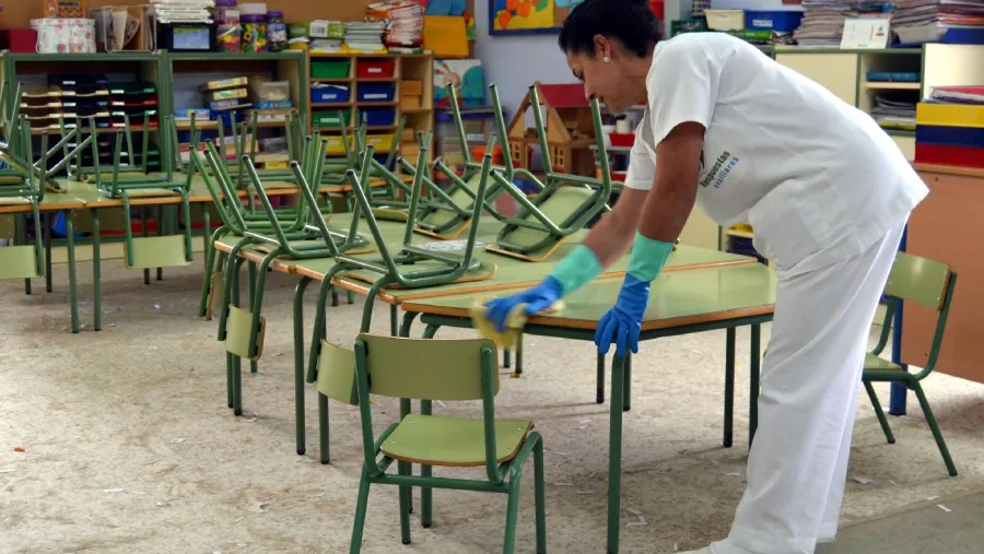 Limpieza escuela Limpieza escuela