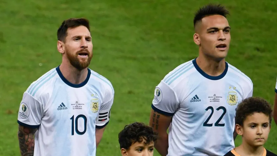 Lionel Messi irá por su séptimo Balón de Oro y tendrá como rival a Lautaro Martínez Lionel Messi irá por su séptimo Balón de Oro y tendrá como rival a Lautaro Martínez