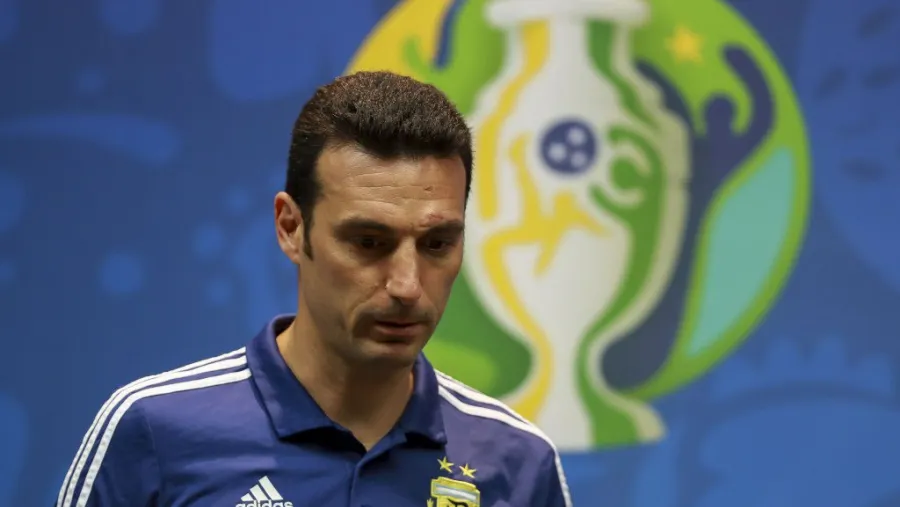 Copa América: Scaloni no confirmó el equipo, pero sí a Agüero entre los titulares Copa América: Scaloni no confirmó el equipo, pero sí a Agüero entre los titulares