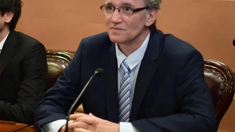 Néstor Loggio. Néstor Loggio.