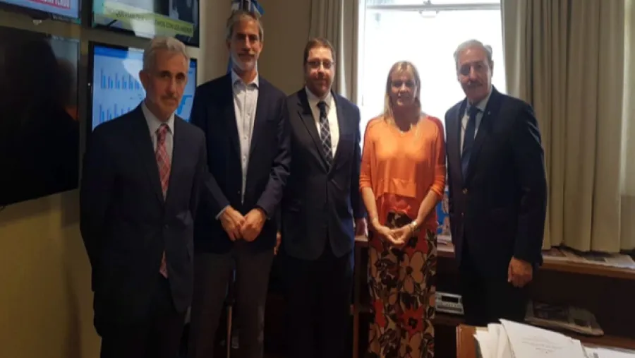 Marcela Losardo y Guillermo Olivieri recibieron a las autoridades de la AMIA Marcela Losardo y Guillermo Olivieri recibieron a las autoridades de la AMIA