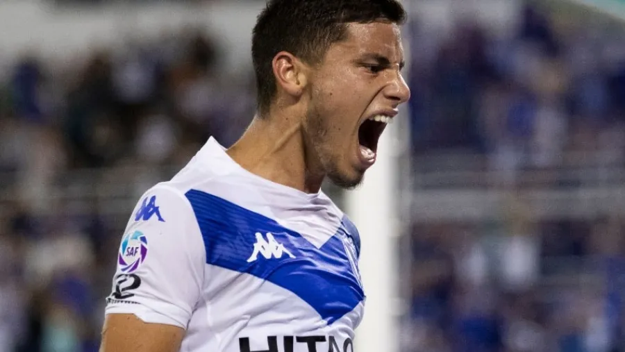 Lucas Robertone “Me gustaría que me dirija Marcelo Gallardo”, expresó el entrerriano Lucas Robertone