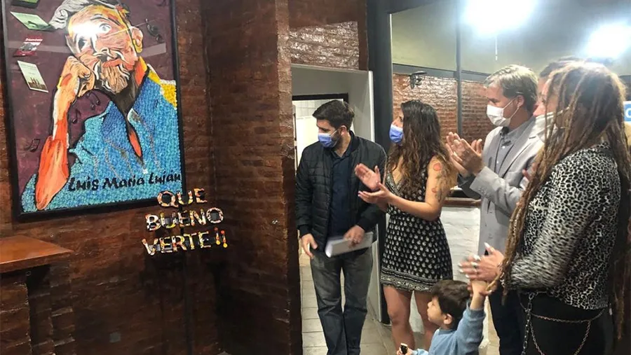 Se reinauguró el Centro Cultural Gualeguaychú que lleva el nombre del artista Luis Luján. Se reinauguró el Centro Cultural Gualeguaychú que lleva el nombre del artista Luis Luján.