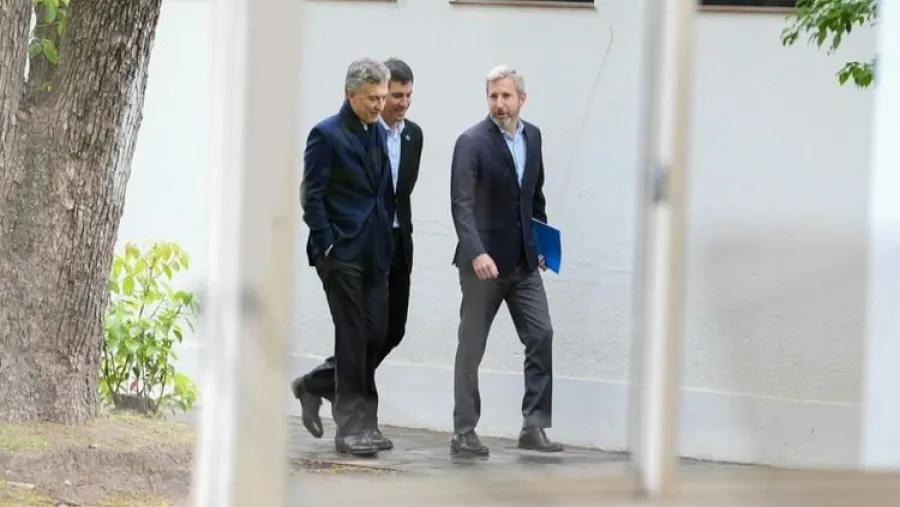Macri respaldó a Frigerio Macri respaldó a Frigerio