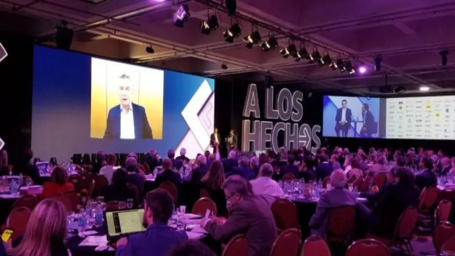 Macri: "Hay escépticos en el círculo rojo que dieron por terminado todo en las PASO" Macri: "Hay escépticos en el círculo rojo que dieron por terminado todo en las PASO"