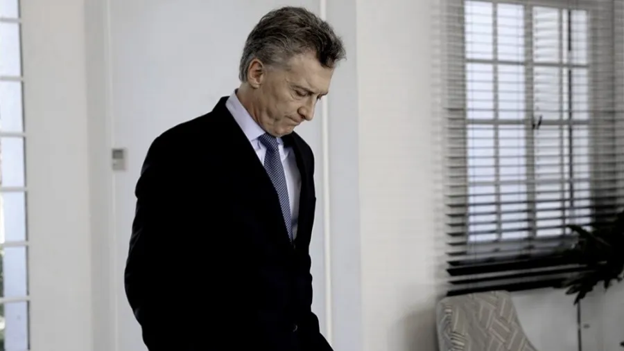 Mauricio Macri tuvo expresiones antidemocráticas y manifestó que el gobierno debería irse antes de su mandato. Mauricio Macri tuvo expresiones antidemocráticas y manifestó que el gobierno debería irse antes de su mandato.